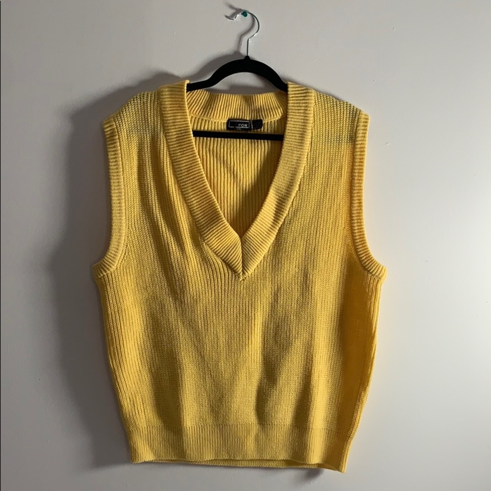Large Yellow Knit Fox Vest